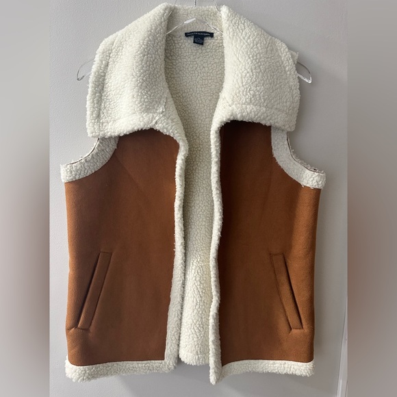 Saks Fifth Avenue Jackets & Blazers - Saks Fifth Avenue Faux Suede Vest